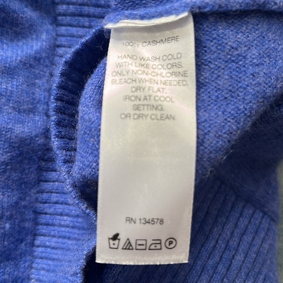 Vineyard Vines Purple/Blue 100% Cashmere V-Neck Sweater Sz XXS - Picture 6 of 6
